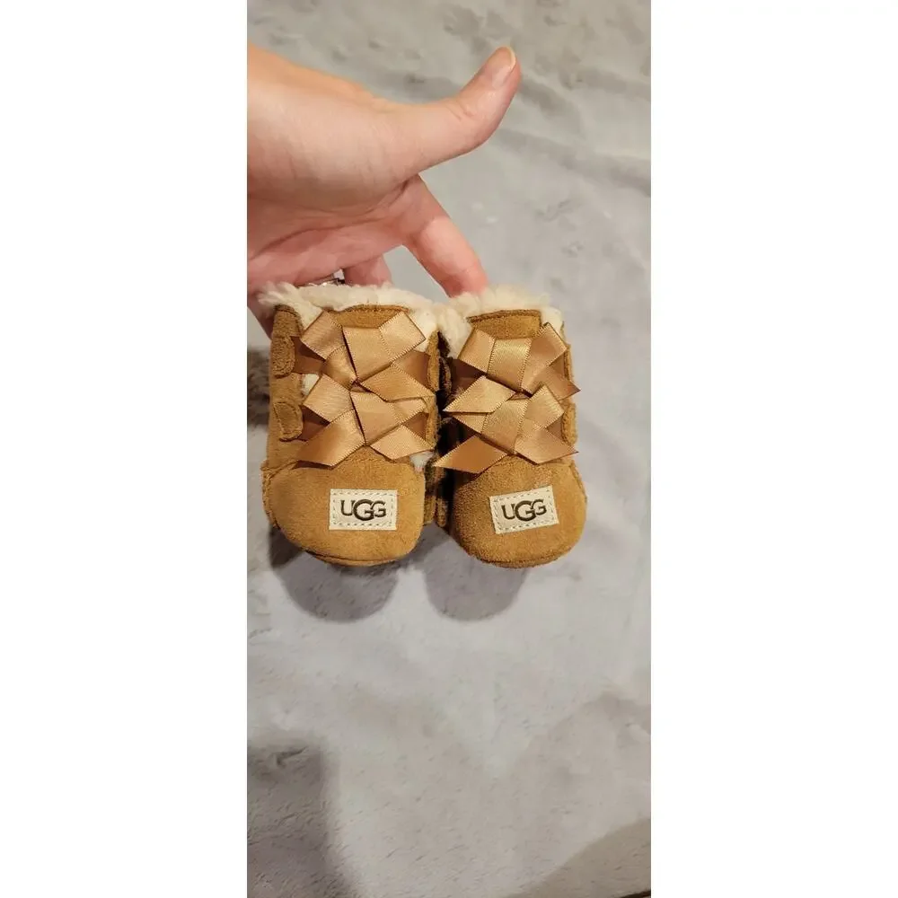 UGG Jesse Bow II Infant Boots Chestnut Suede Tan Bow Size 2/3 Winter Snow Bootie